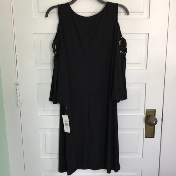 Black Dress - Picture 5 of 6